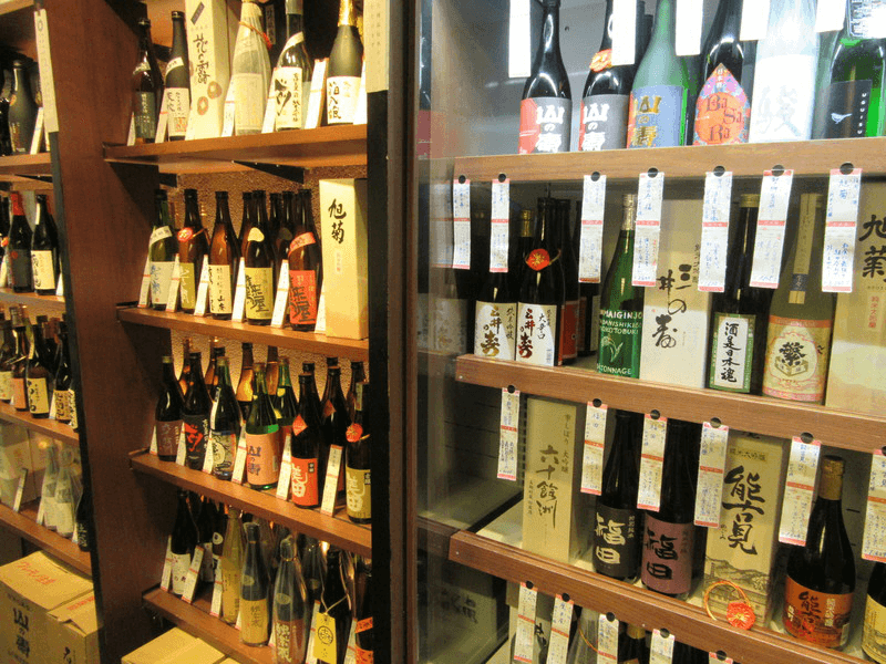 福岡の角打ちスポット 味覚で旅する 九州の酒と食 博多 住吉酒販 に行ってきた 日本酒専門webメディア Saketimes