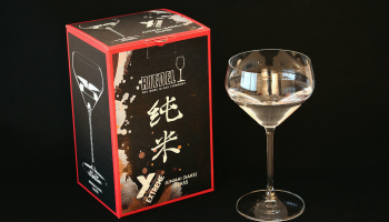 2018年4月19日より販売開始したRIEDEL(リーデル)の純米グラス