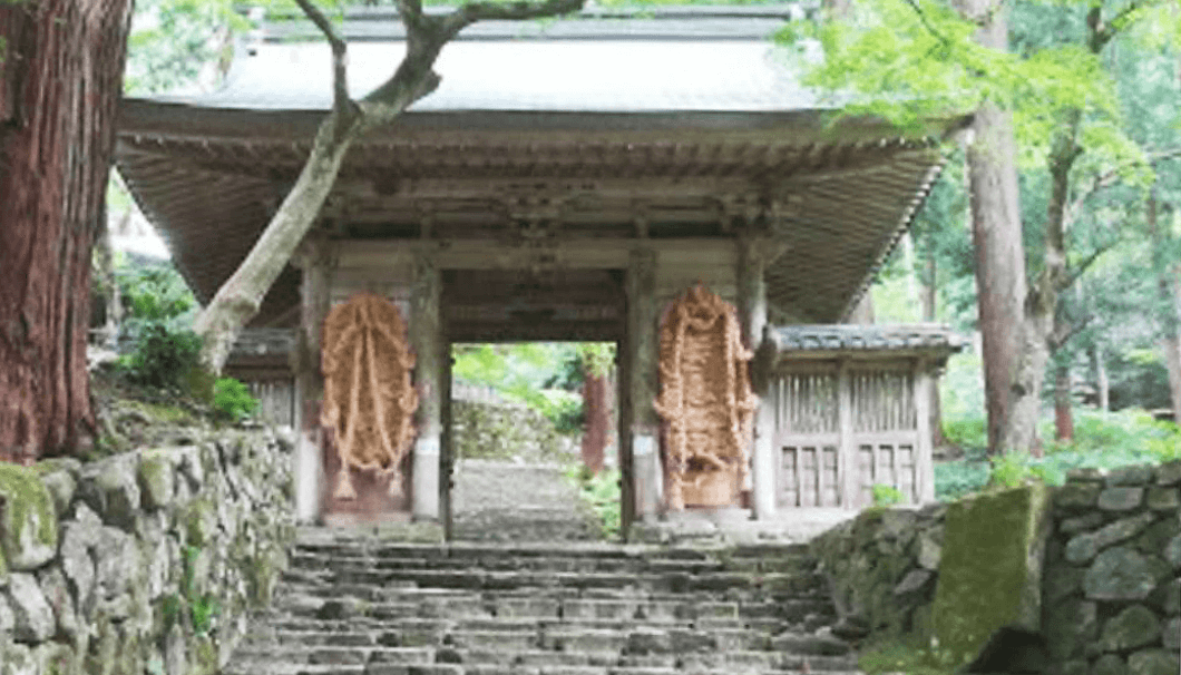 百済寺の山門