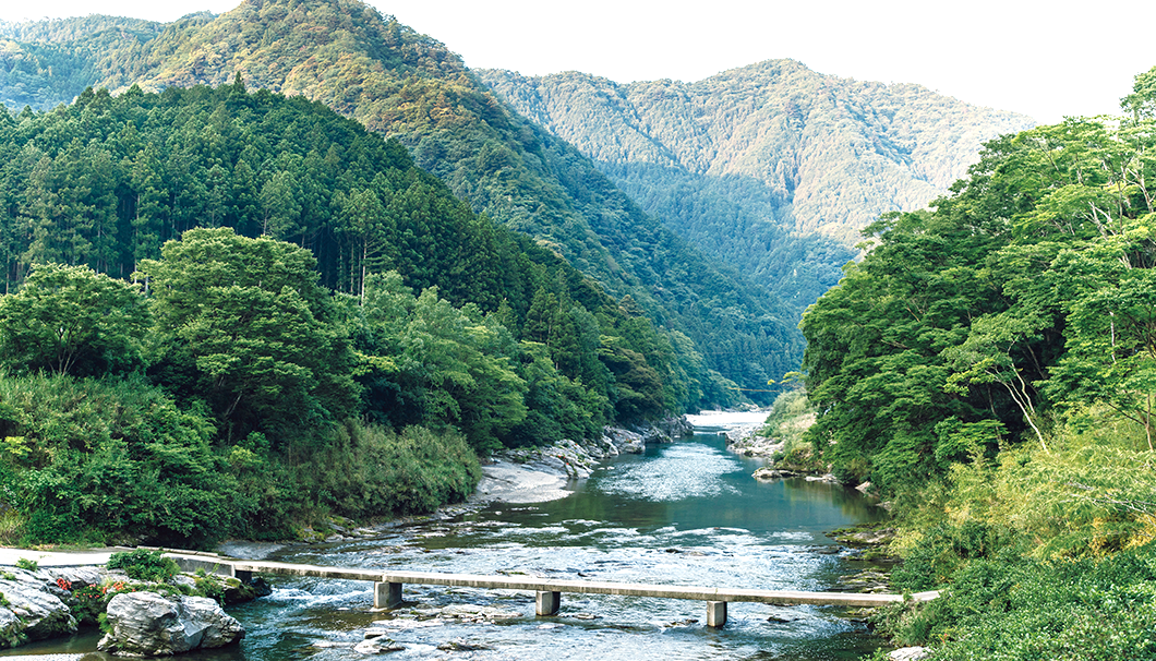 三重県松阪市にある香肌峡（かはだきょう）の風景