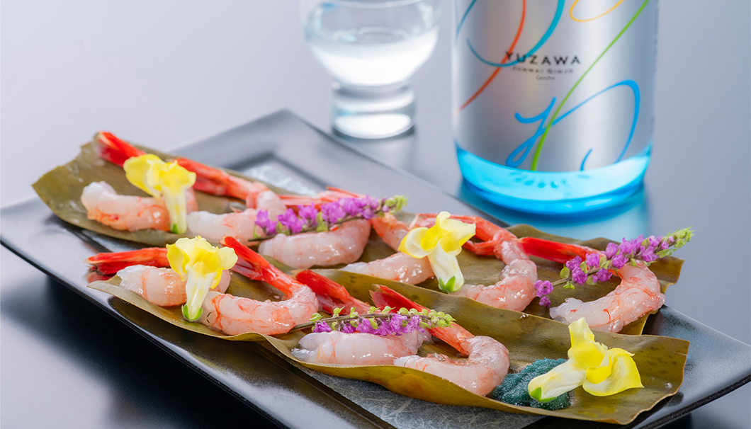 「白瀧 ゆざわ 純米吟醸 原酒」と料理