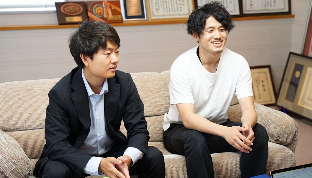緑川酒造 代表取締社長 大平一幾さんと取締役 松井一輝さん