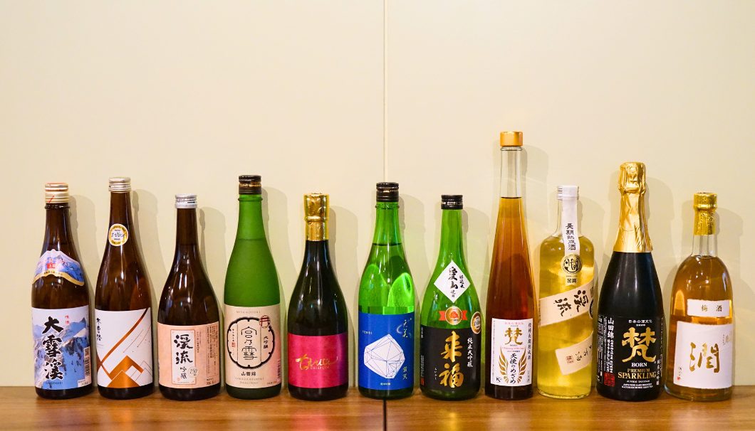 「IWC 2026」のトロフィー受賞酒