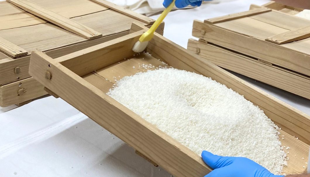 製麹の作業の様子